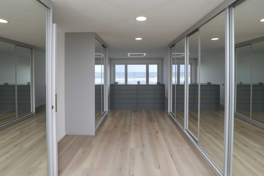 3 Bedroom Property for Sale in Beachfront Western Cape